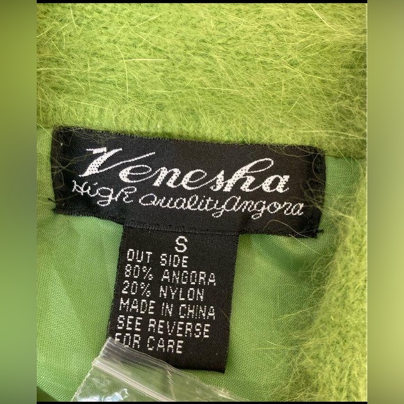 NWT Vintage Venesha fully lined Lime Green Angora button jacket size Small - Picture 4 of 8